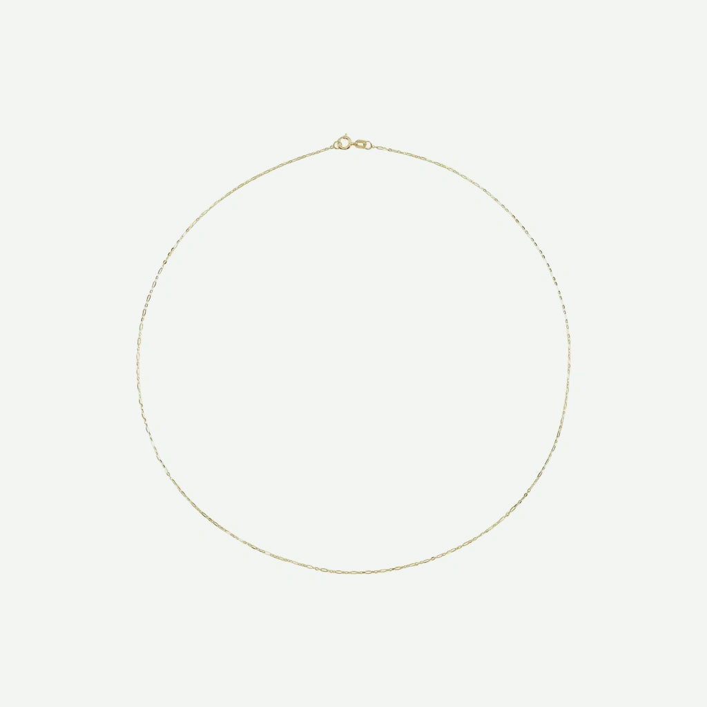 Top view of GOLD FIGARO yellow gold chain for women