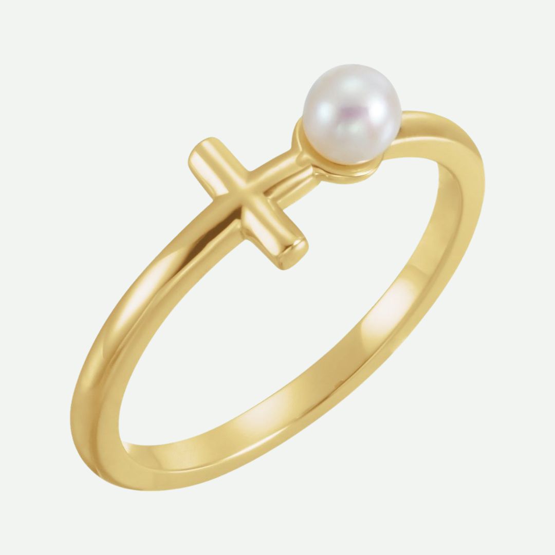 Right Oblique View of Yellow Gold DISCERNMENT Christian Ring For Women