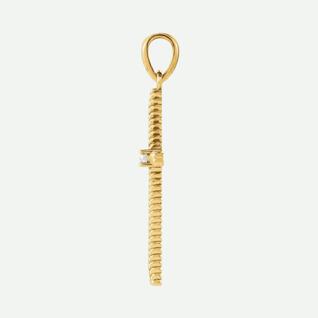 Side View of 2 mm Yellow Gold DÉLIVRÉE Christian Pendant For Women