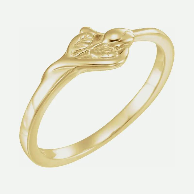 Oblique view of yellow gold UNBLOSSOMED ROSE Christian ring for women